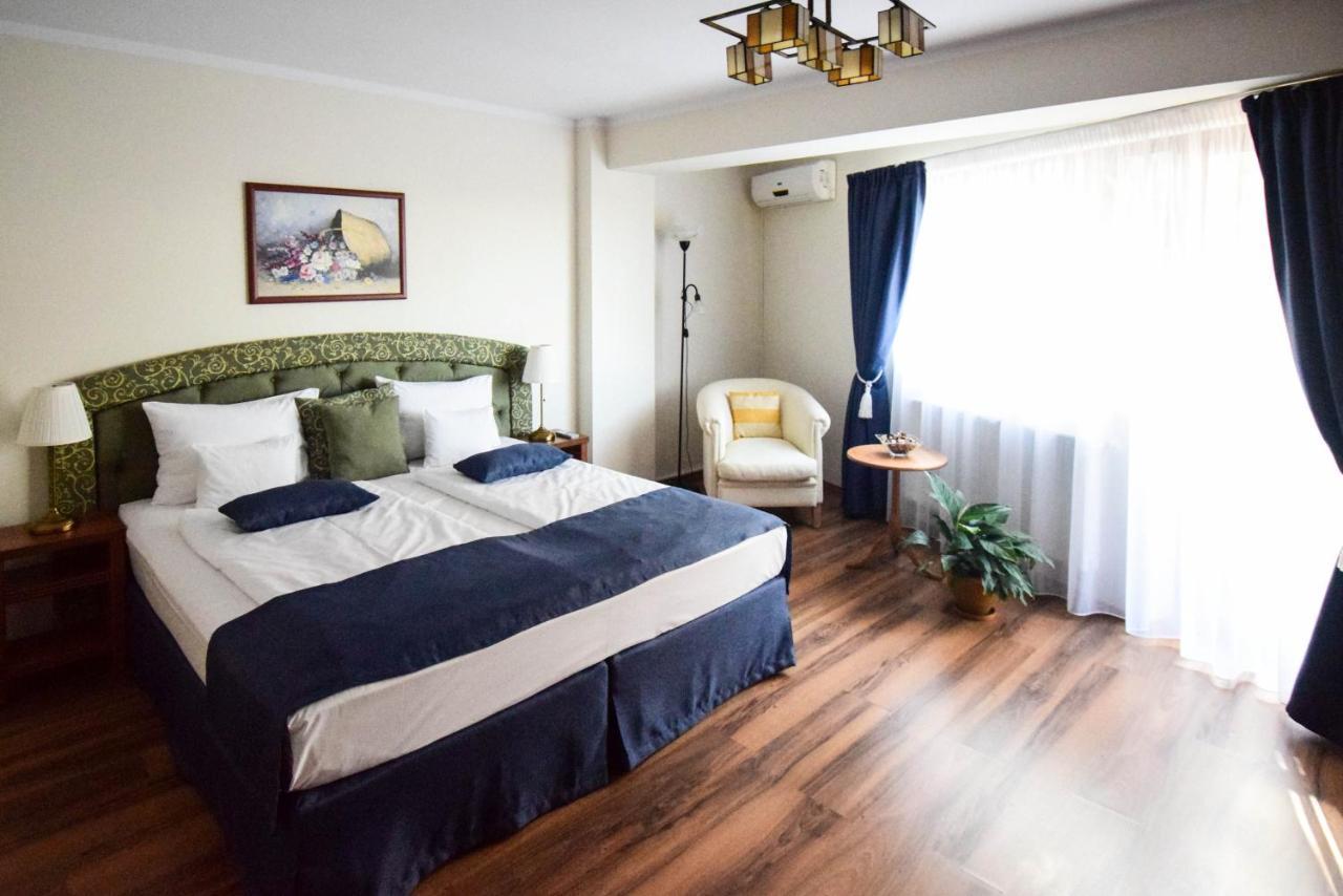 Cabrio Apart Hotel Cluj Napoca Bagian luar foto